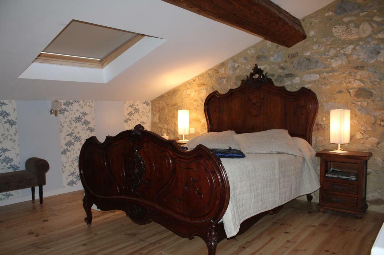L'Oustal De L'Annetta Chambres Et Tables D'Hotes Comus Exterior foto